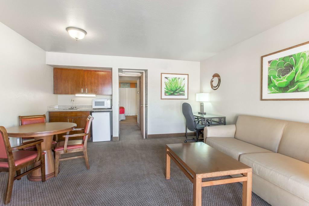 Dobson Ranch Inn Меса Екстер'єр фото